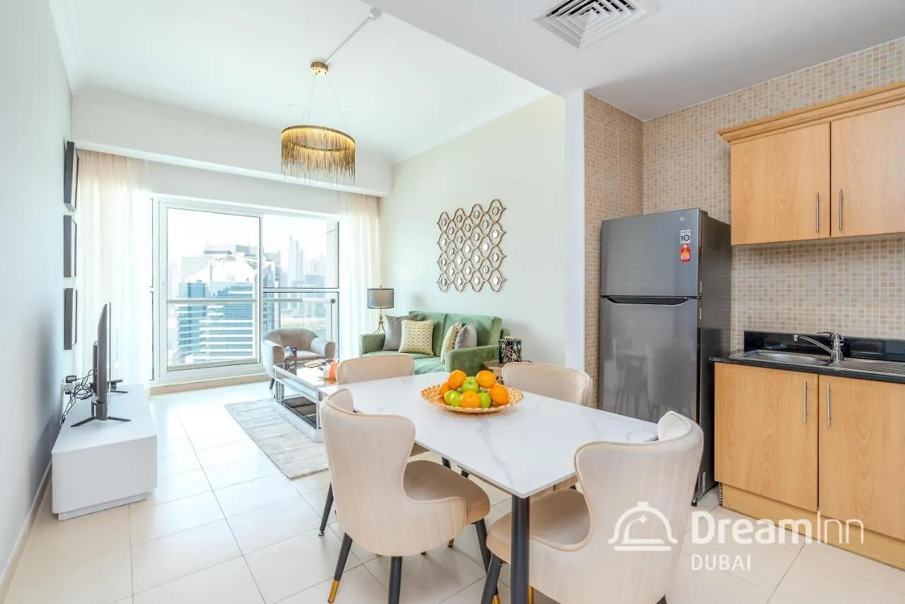 Dream Inn Apartments - Mayfair Residence Ντουμπάι